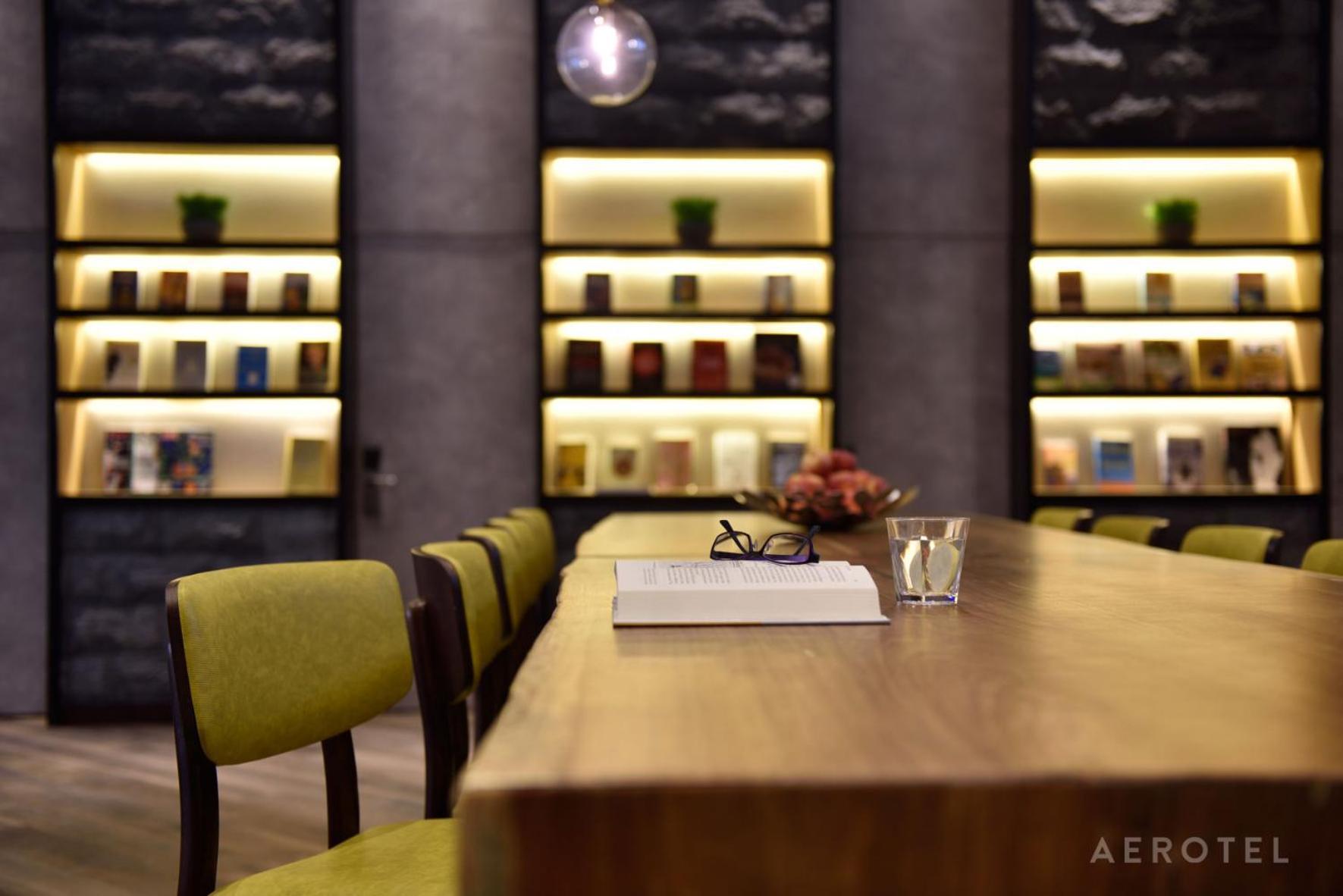 Aerotel Singapore - Transit Hotel In Terminal 1 Bagian luar foto
